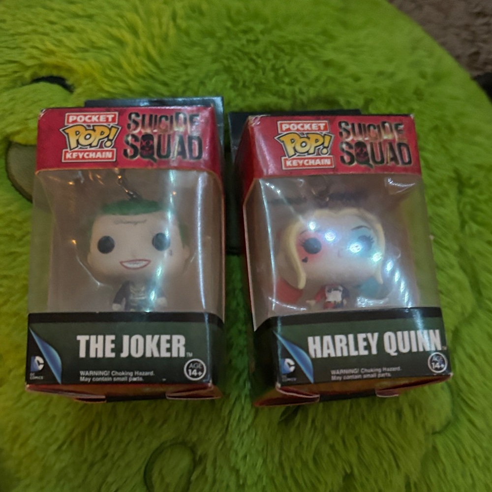 Suicide Squad Pocket Pop Keychain Set